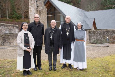 Installation des soeurs Jassonneix.jpg