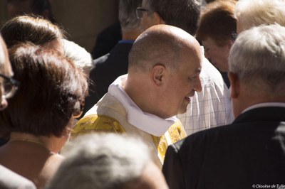 Ordination sacerdotale de Bernard Zimmermann (15).jpg