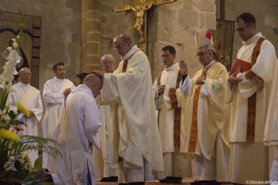 Ordination sacerdotale de Bernard Zimmermann (4).jpg